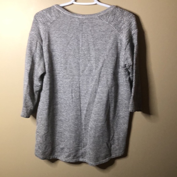 Dolan sweater T-shirt - Picture 4 of 5